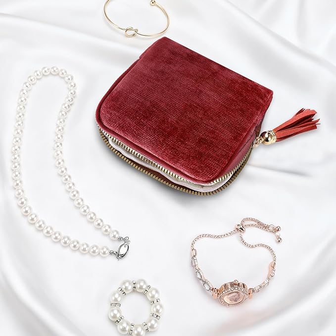 Travel Jewelry Case Small Soft Velvet Organizer Pouch Storage Bag Mini Jewelry Bag for Gemstones Bracelets Healing Crystal Earring Necklaces Red